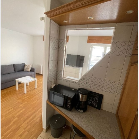  Annonces DRANCY : Apartment | CHARENTON-LE-PONT (94220) | 27 m2 | 1 050 € 